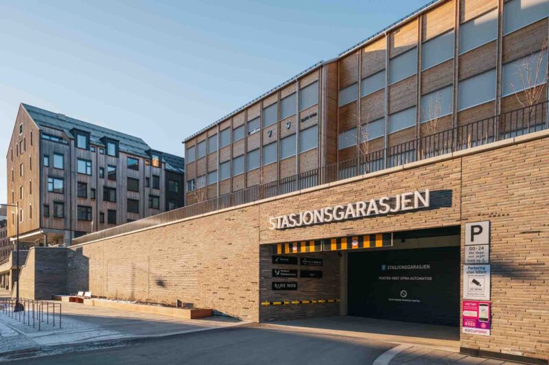 Vossparkering stasjonsgarasjen mediesmio 0402